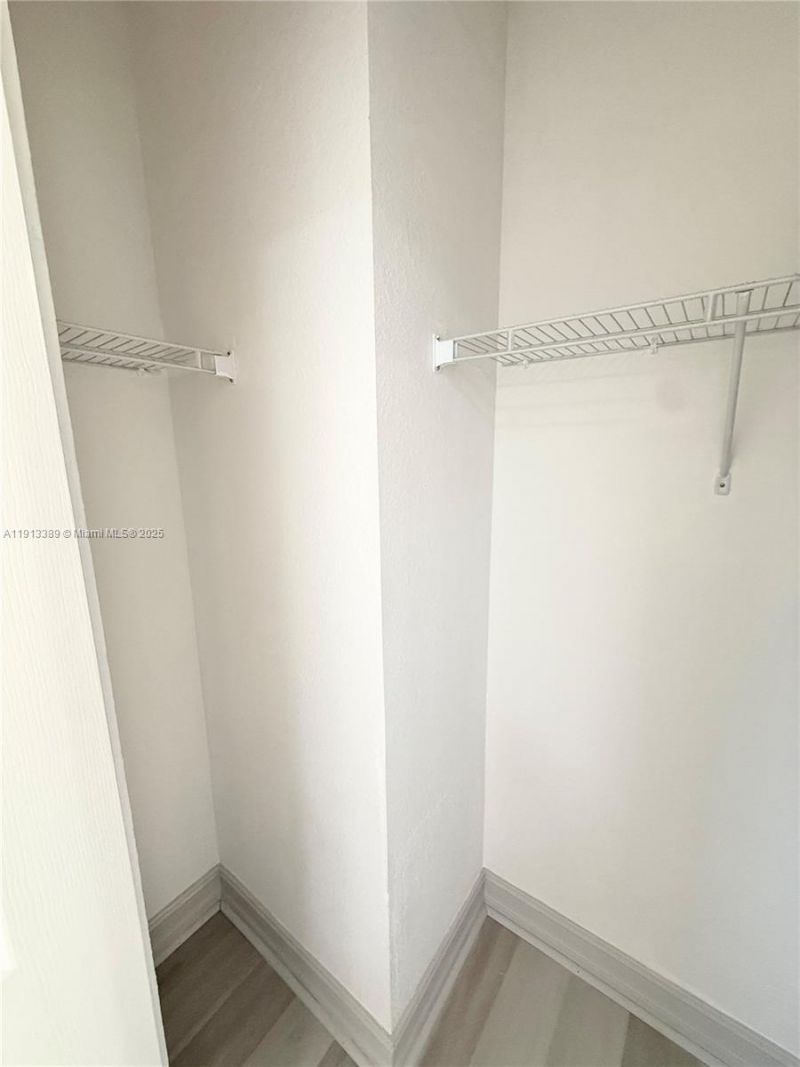 7991 NW 8th St, Unit 113B, Miami, FL 33126 Photo