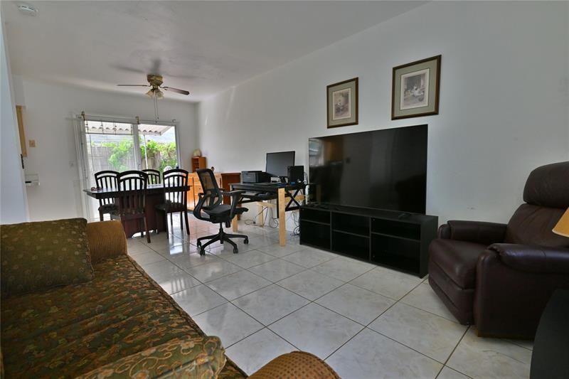 2222 Taylor Street, Unit 11, Hollywood, FL 33020 Photo