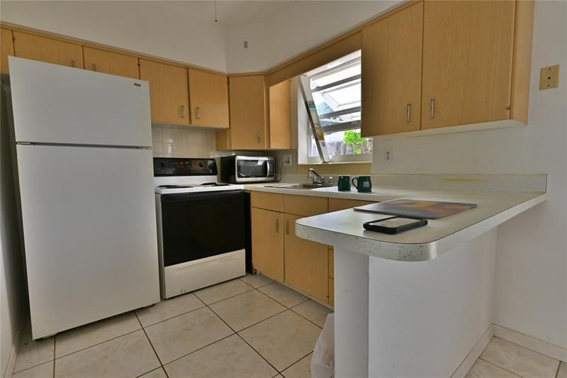2222 Taylor Street, Unit 11, Hollywood, FL 33020 Photo