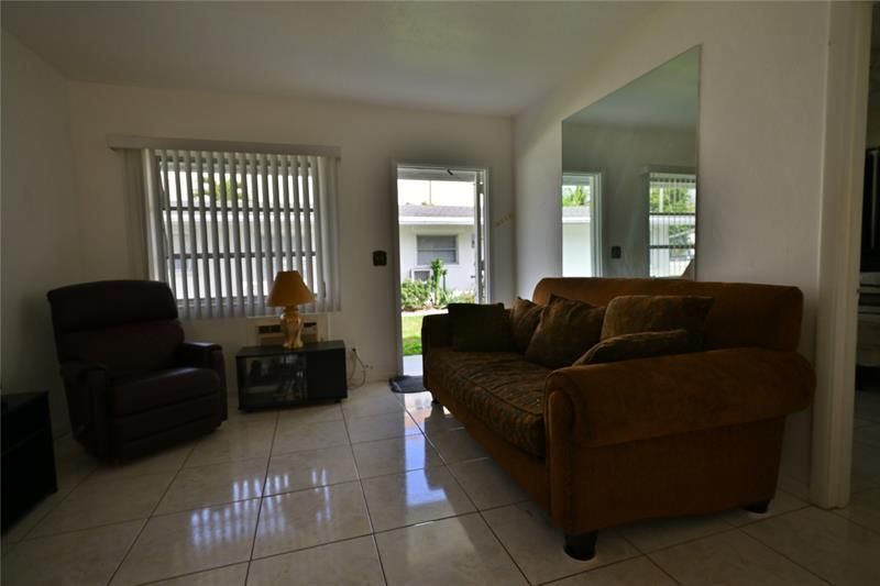 2222 Taylor Street, Unit 11, Hollywood, FL 33020 Photo