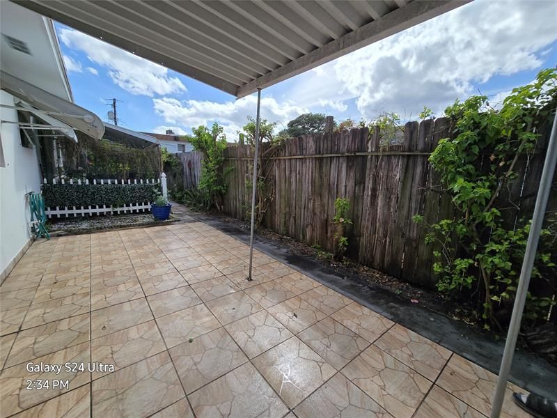 2222 Taylor Street, Unit 11, Hollywood, FL 33020 Photo