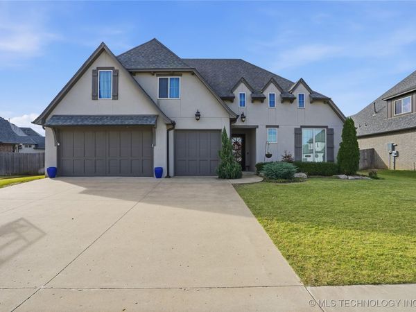 502 E 127th Place, Jenks, OK 74037