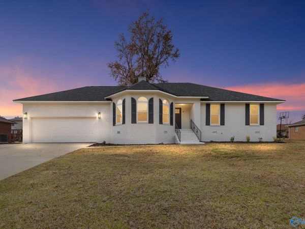 2602 Carlsbad Drive, Huntsville, AL 35810