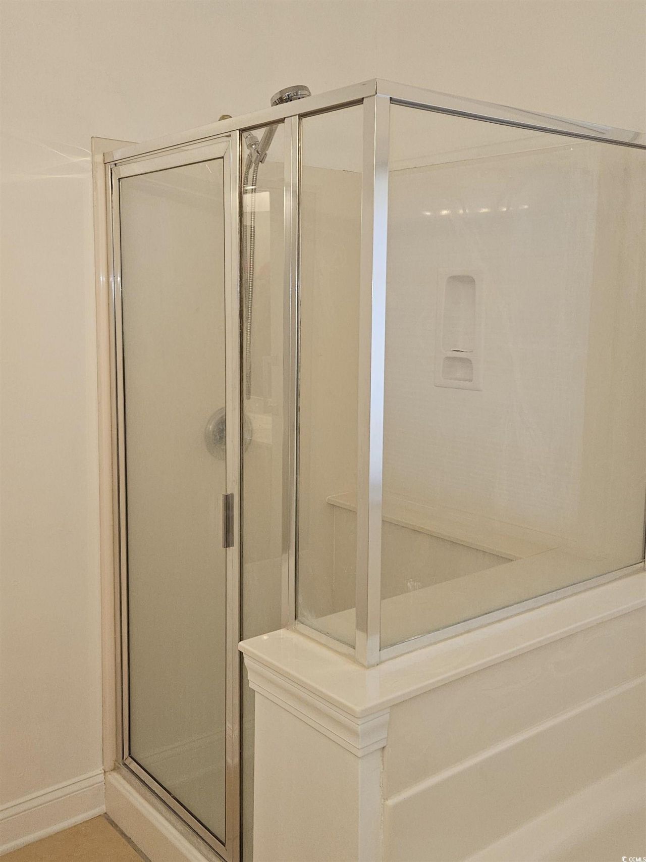 5801 Spinetail Dr. Photo 32