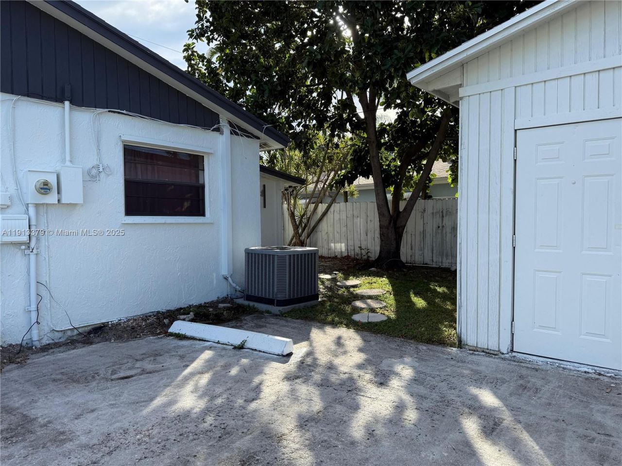 601 SW 10th St, Delray Beach, FL 33444 Photo