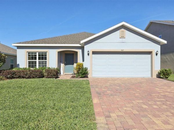 512 DARSHIRE AVENUE, EUSTIS, FL 32736