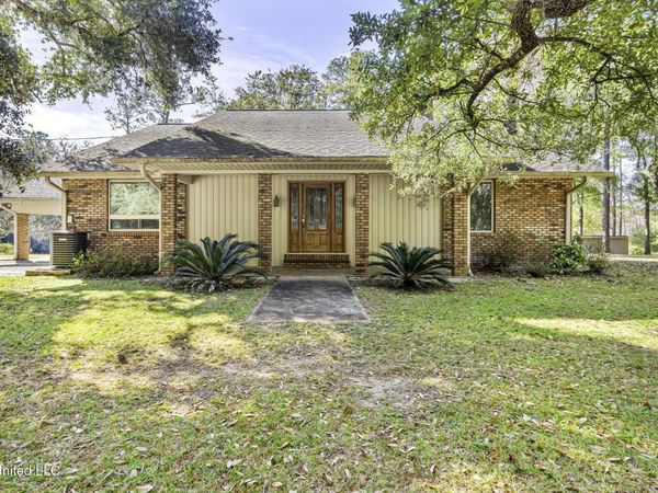 16100 Bayou Cocoa Point Drive, Kiln, MS 39556