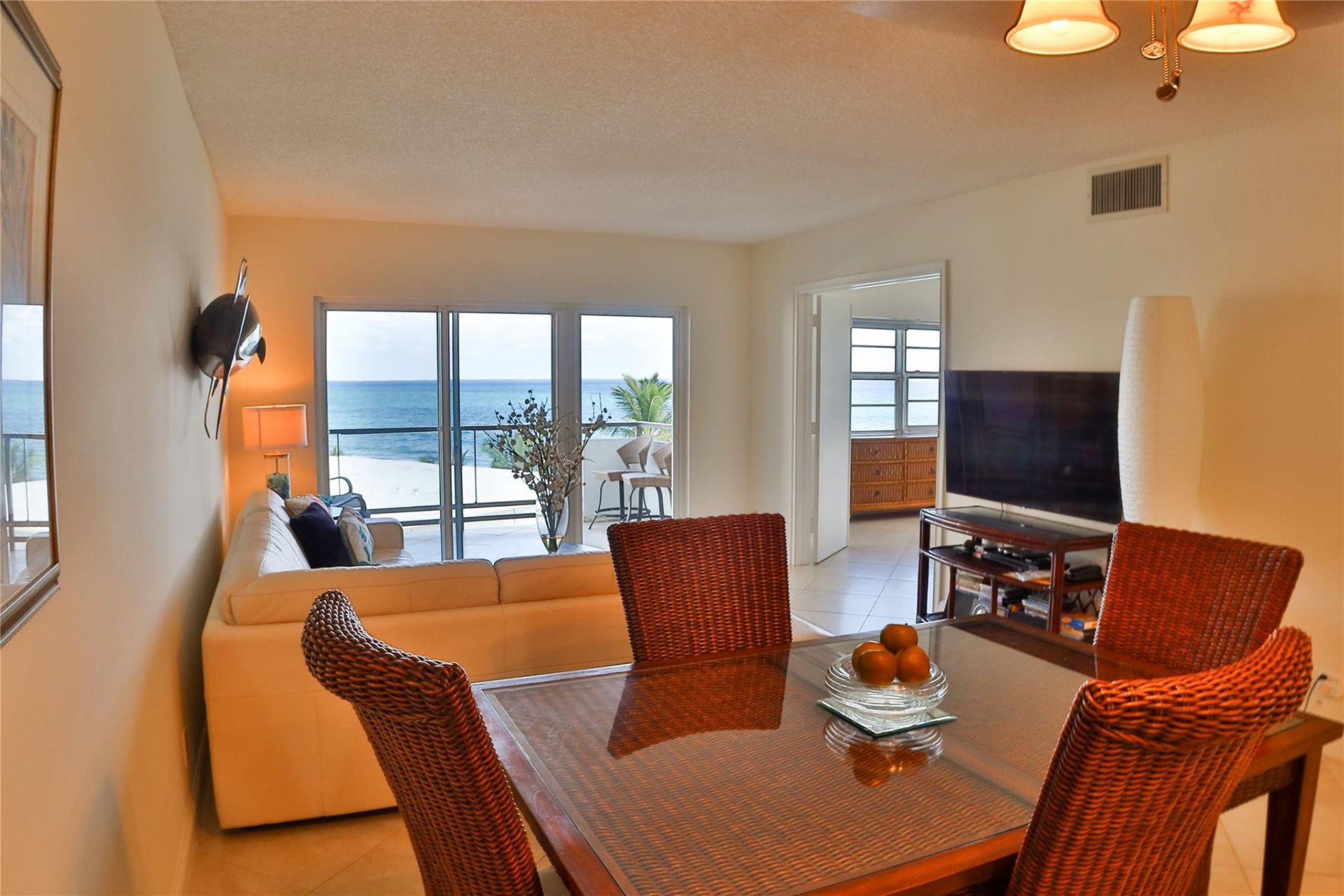 1500 S Ocean Boulevard, Unit 603, Lauderdale by the Sea, FL 33062 Photo