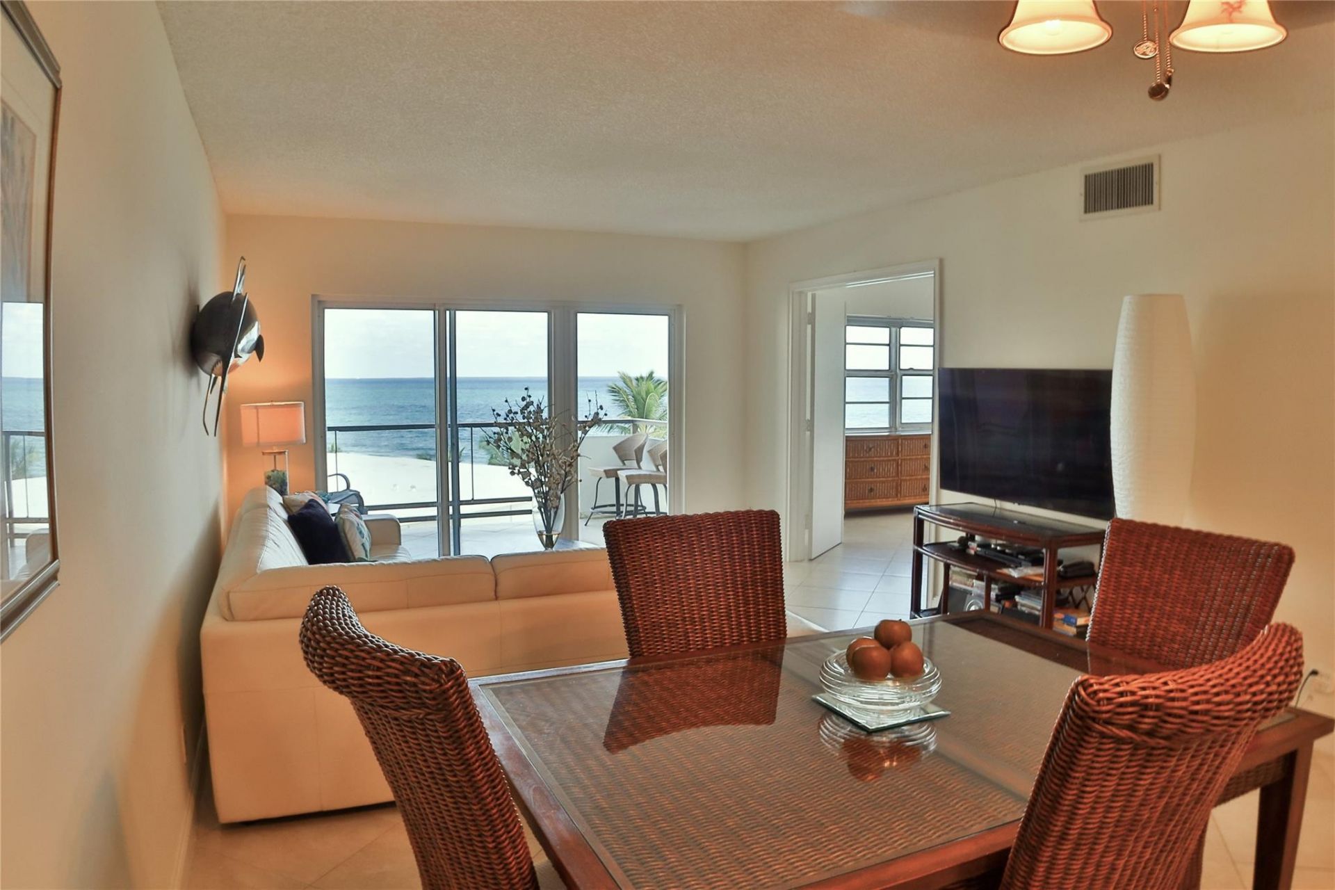 1500 S Ocean Boulevard, Unit 603, Lauderdale by the Sea, FL 33062 Photo