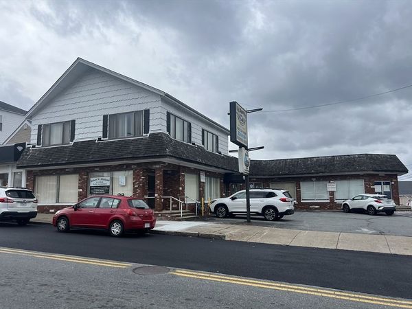 1467 S Main St, Fall River, MA 02724