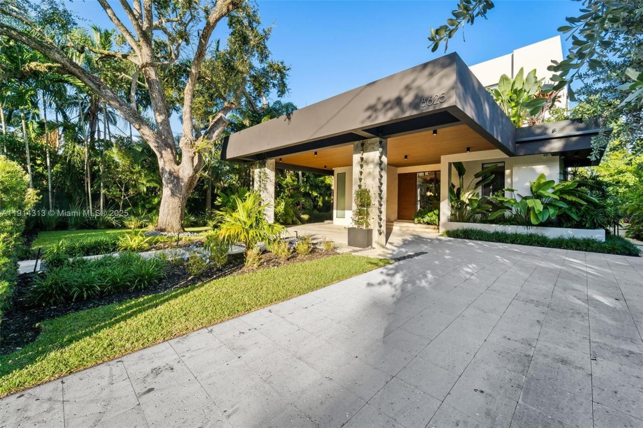 8625 NE 10th Ave, Miami, FL 33138 Photo