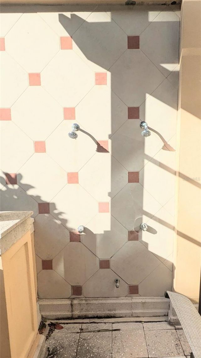 750 N Tamiami Trail, Unit 1204, Sarasota, FL 34236 Photo