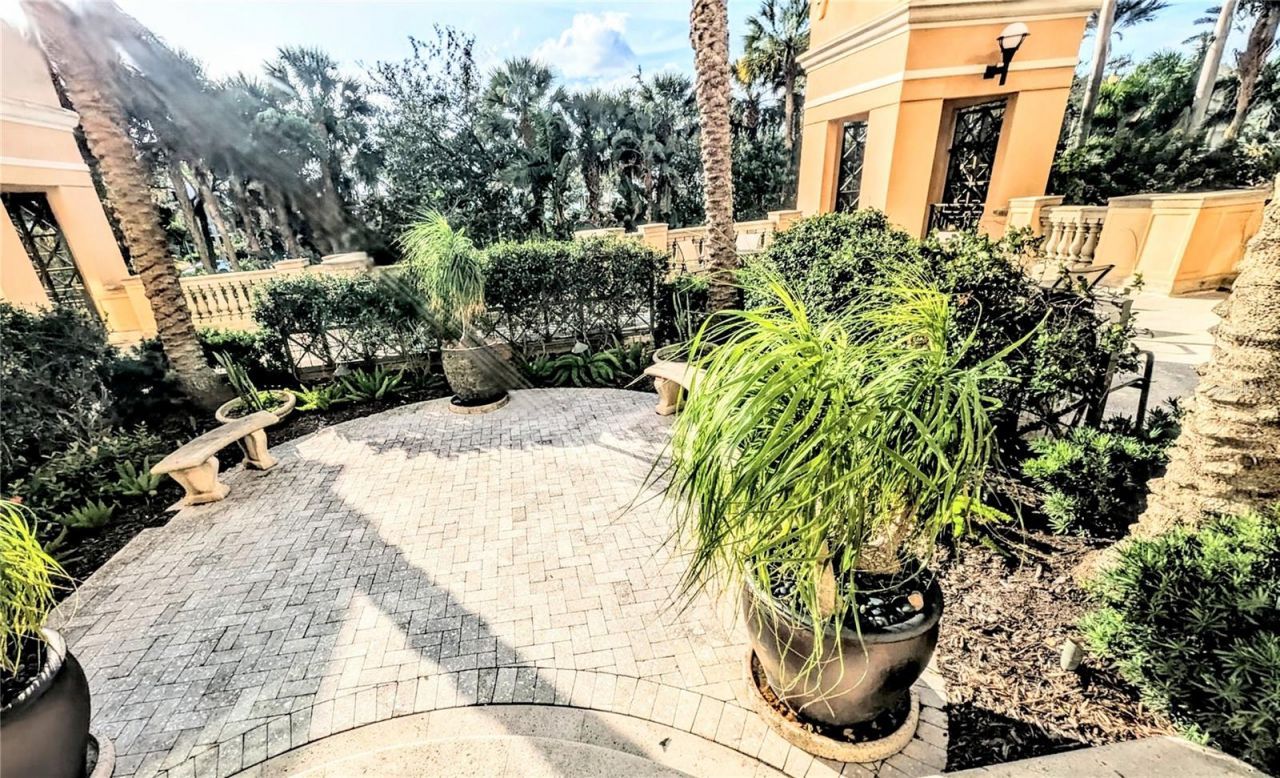 750 N Tamiami Trail, Unit 1204, Sarasota, FL 34236 Photo