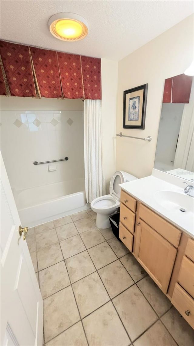 750 N Tamiami Trail, Unit 1204, Sarasota, FL 34236 Photo