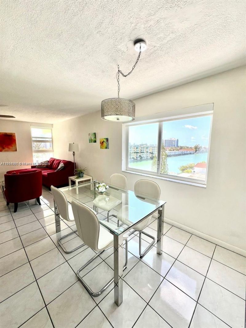 8001 Crespi Blvd, Unit 6D, Miami Beach, FL 33141 Photo