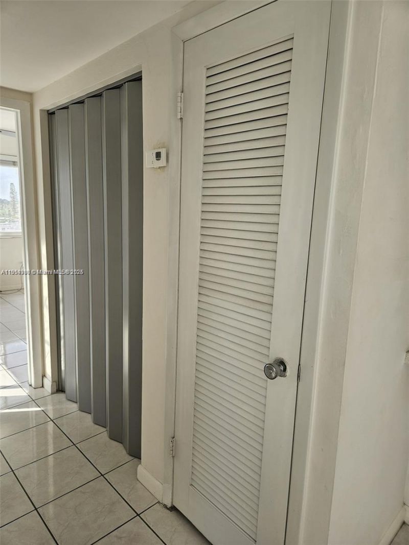 8001 Crespi Blvd, Unit 6D, Miami Beach, FL 33141 Photo