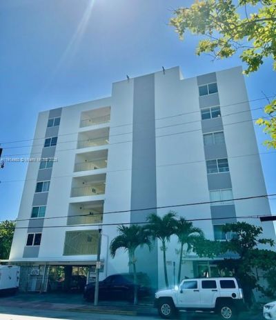 8001 Crespi Blvd, Unit 6D, Miami Beach, FL 33141 Photo