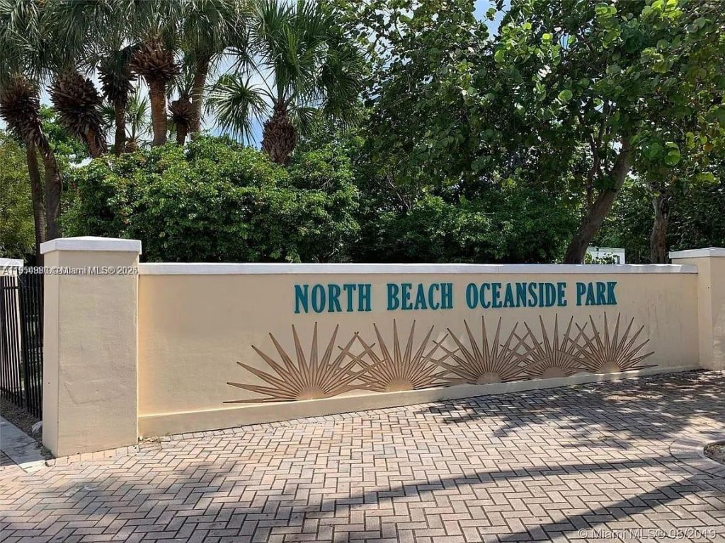 8001 Crespi Blvd, Unit 6D, Miami Beach, FL 33141 Photo