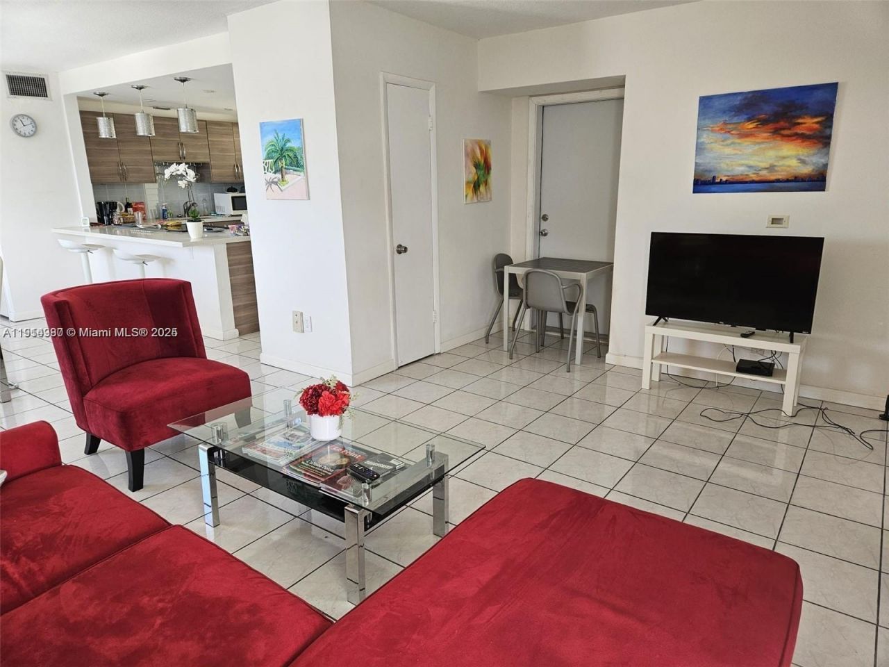8001 Crespi Blvd, Unit 6D, Miami Beach, FL 33141 Photo