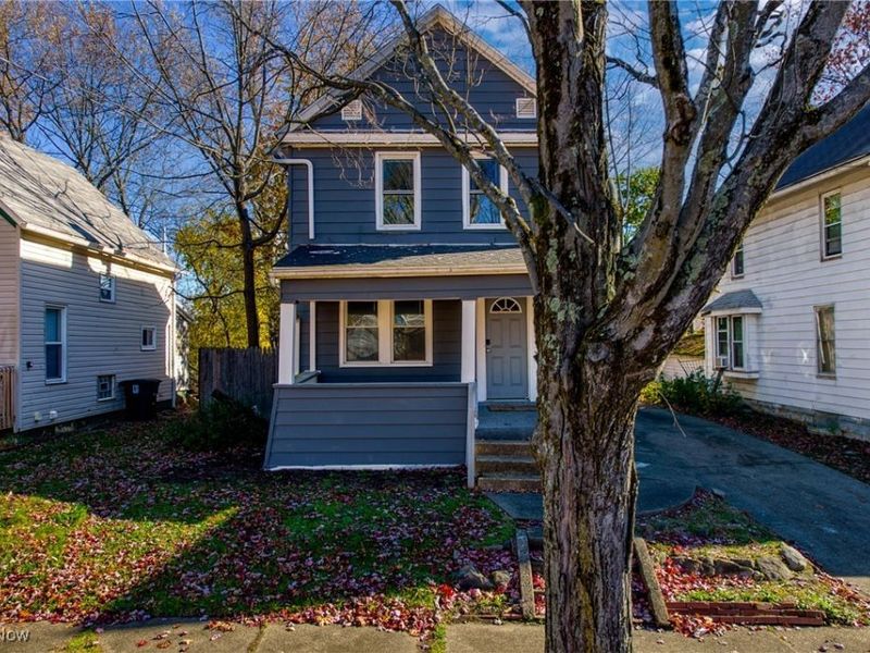 379 Homestead Street, Akron, OH 44306 Photo 2