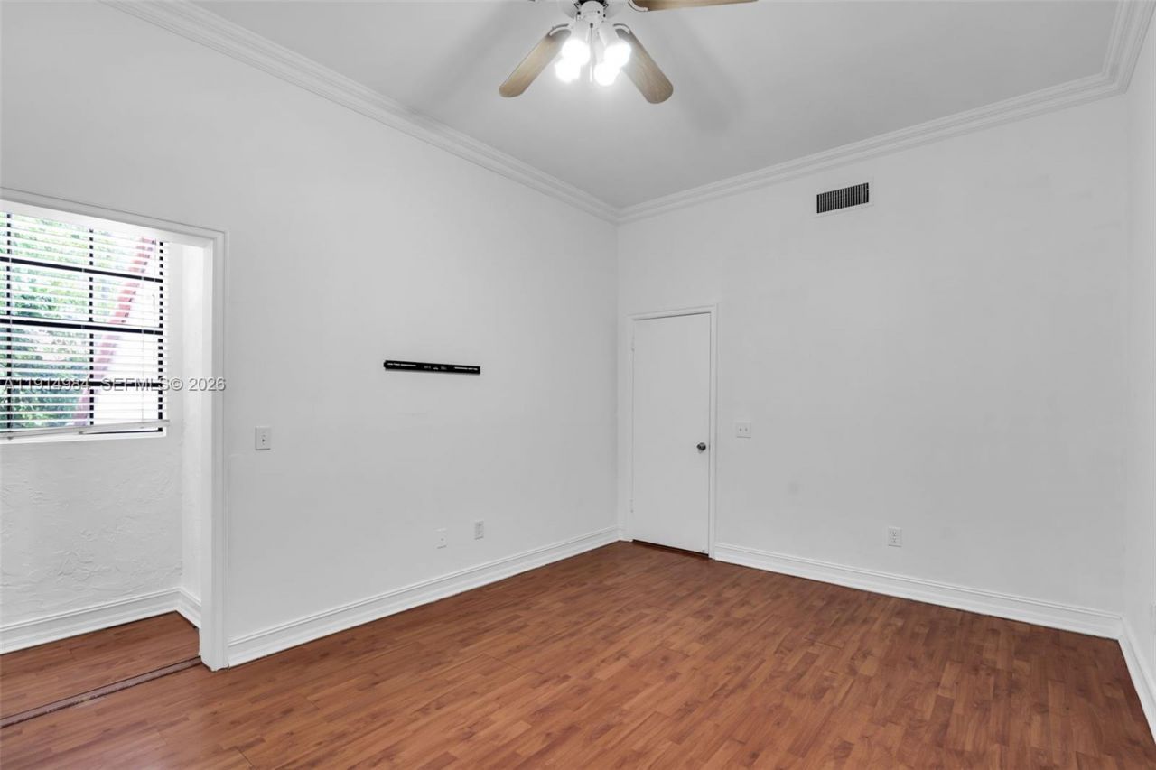 20908 Leeward Ct, Unit 231-3, Aventura, FL 33180 Photo