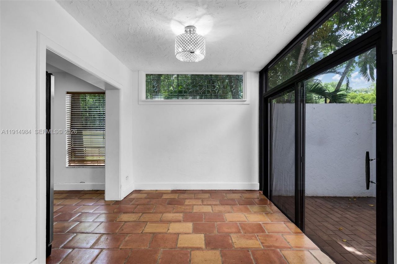 20908 Leeward Ct, Unit 231-3, Aventura, FL 33180 Photo