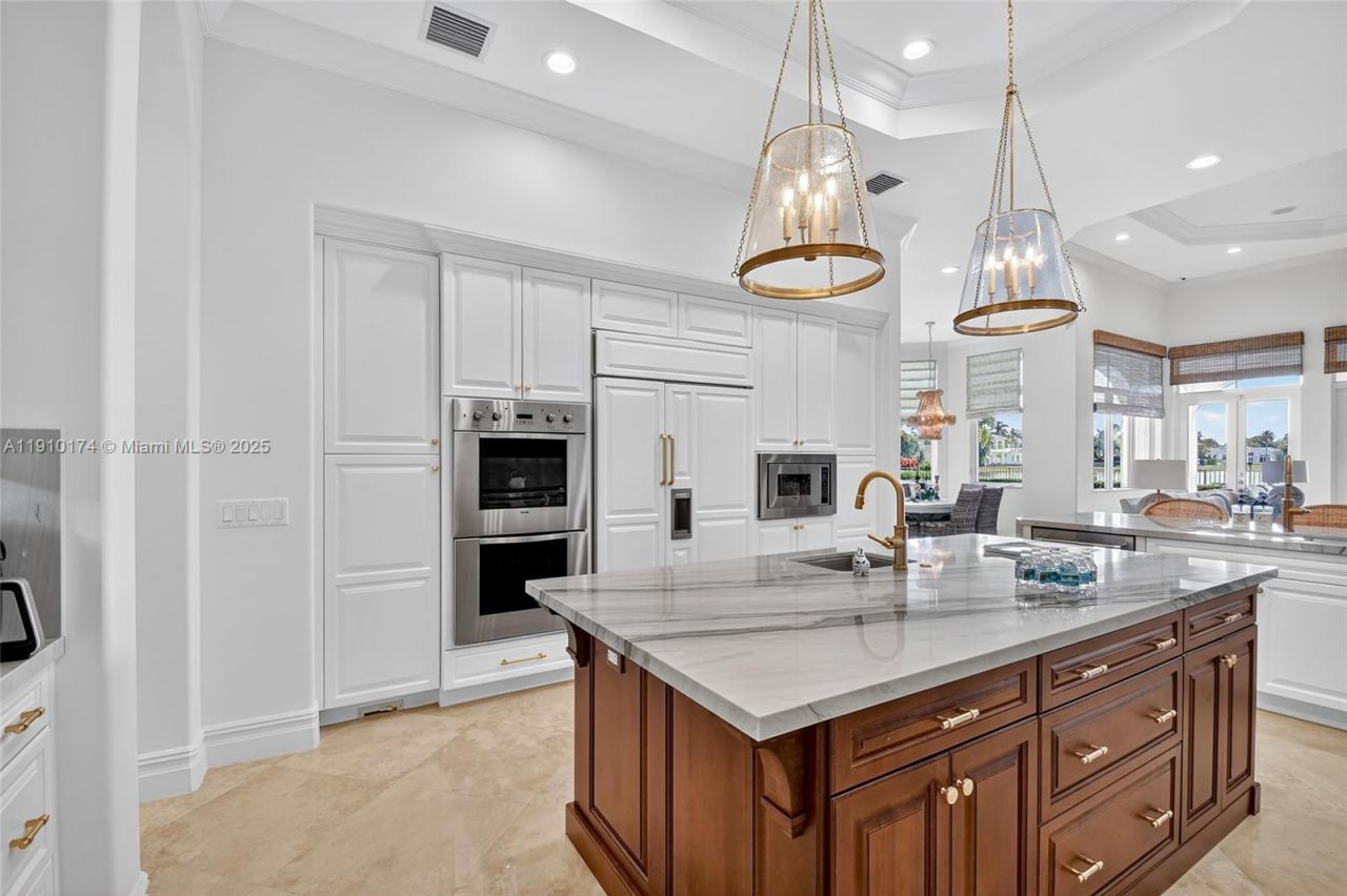 678 Hermitage Cir, Palm Beach Gardens, FL 33410 Photo