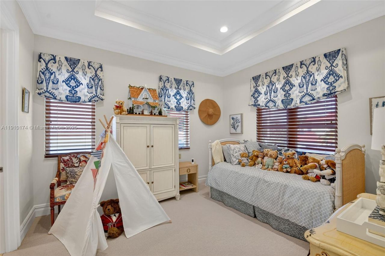 678 Hermitage Cir, Palm Beach Gardens, FL 33410 Photo