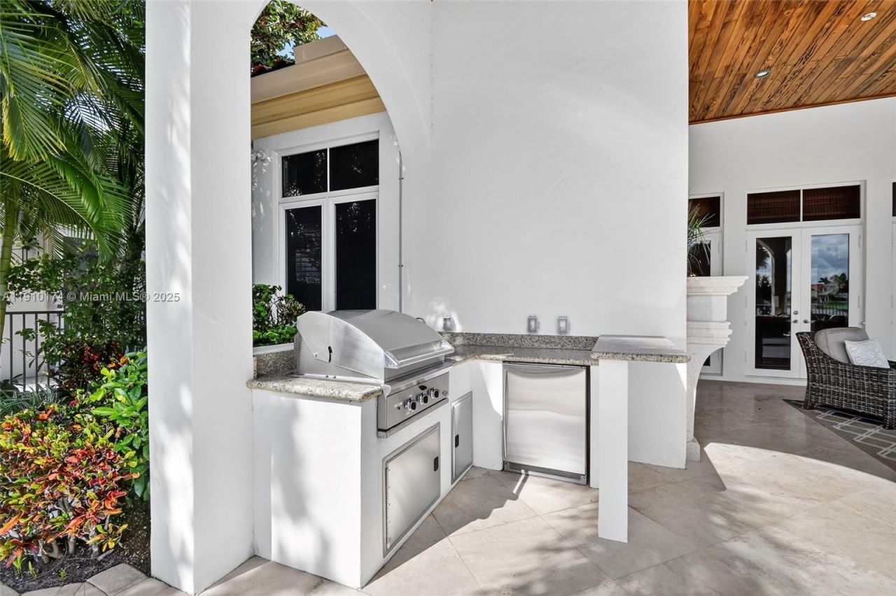 678 Hermitage Cir, Palm Beach Gardens, FL 33410 Photo