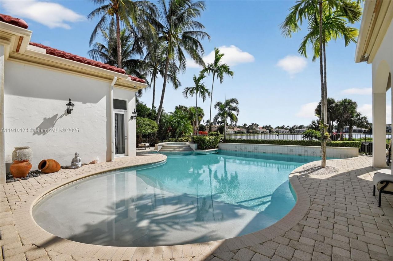 678 Hermitage Cir, Palm Beach Gardens, FL 33410 Photo