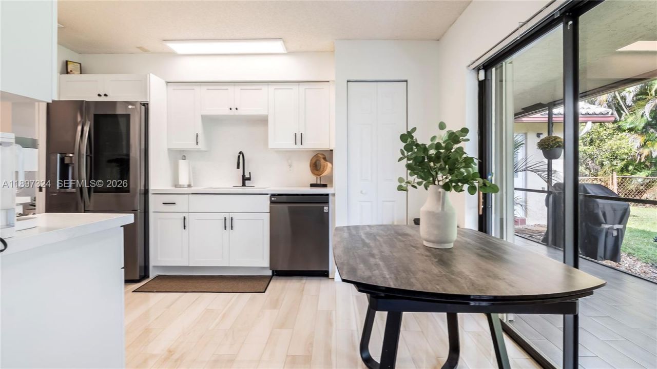 7101 NW 40th St, Coral Springs, FL 33065 Photo