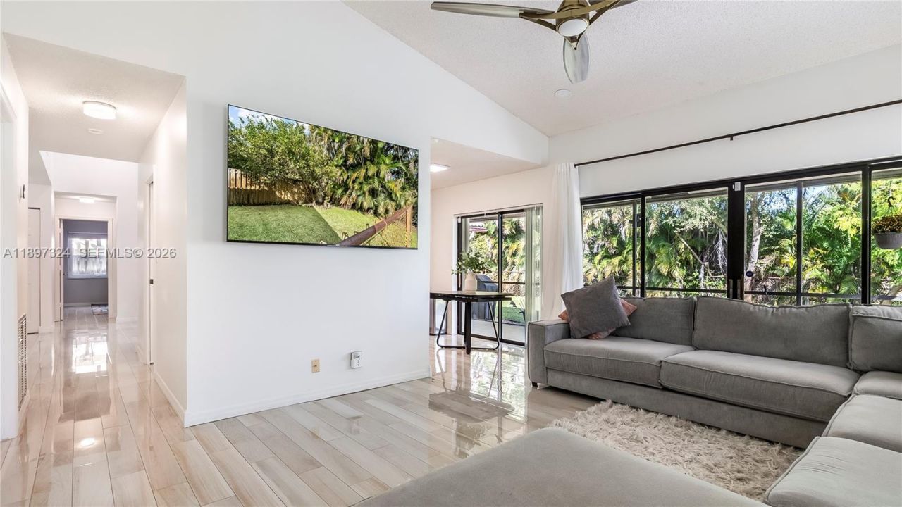 7101 NW 40th St, Coral Springs, FL 33065 Photo