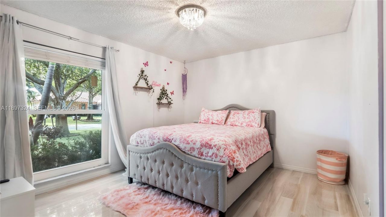 7101 NW 40th St, Coral Springs, FL 33065 Photo