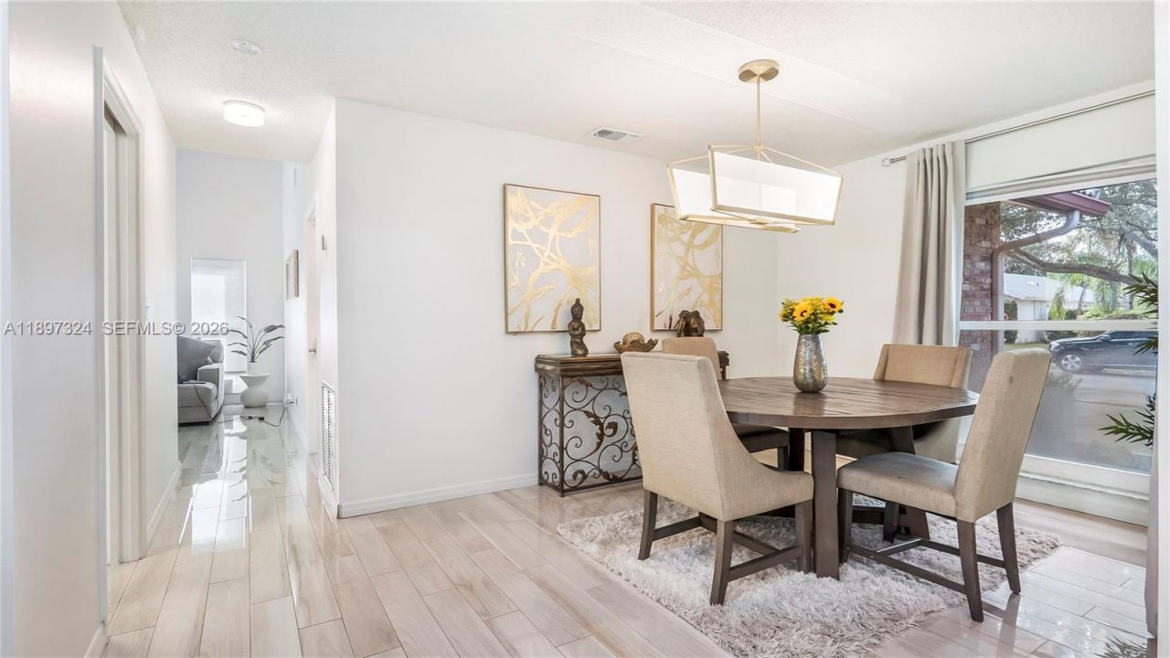 7101 NW 40th St, Coral Springs, FL 33065 Photo