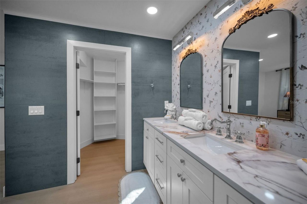 1695 Clearwater Harbor Drive, Largo, FL 33770 Photo