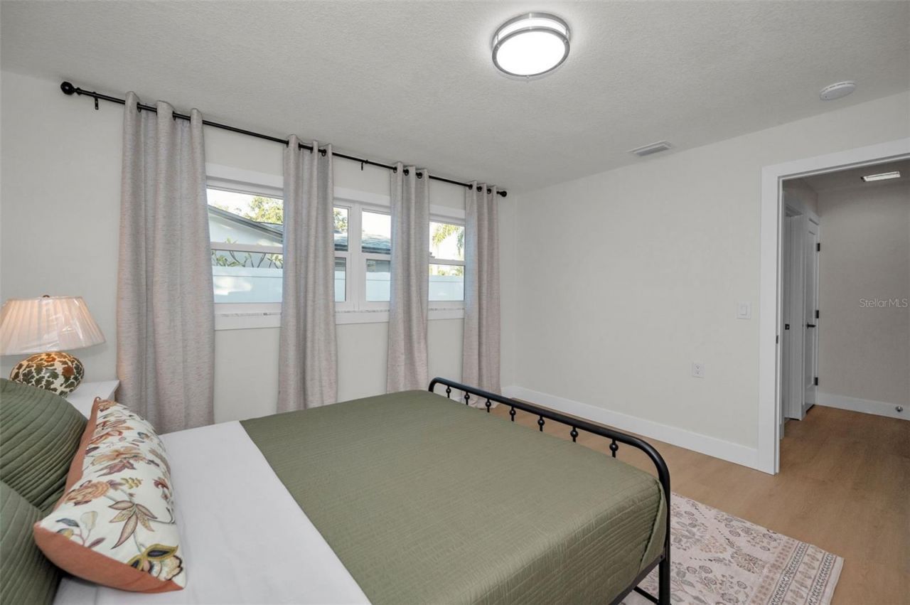 1695 Clearwater Harbor Drive, Largo, FL 33770 Photo