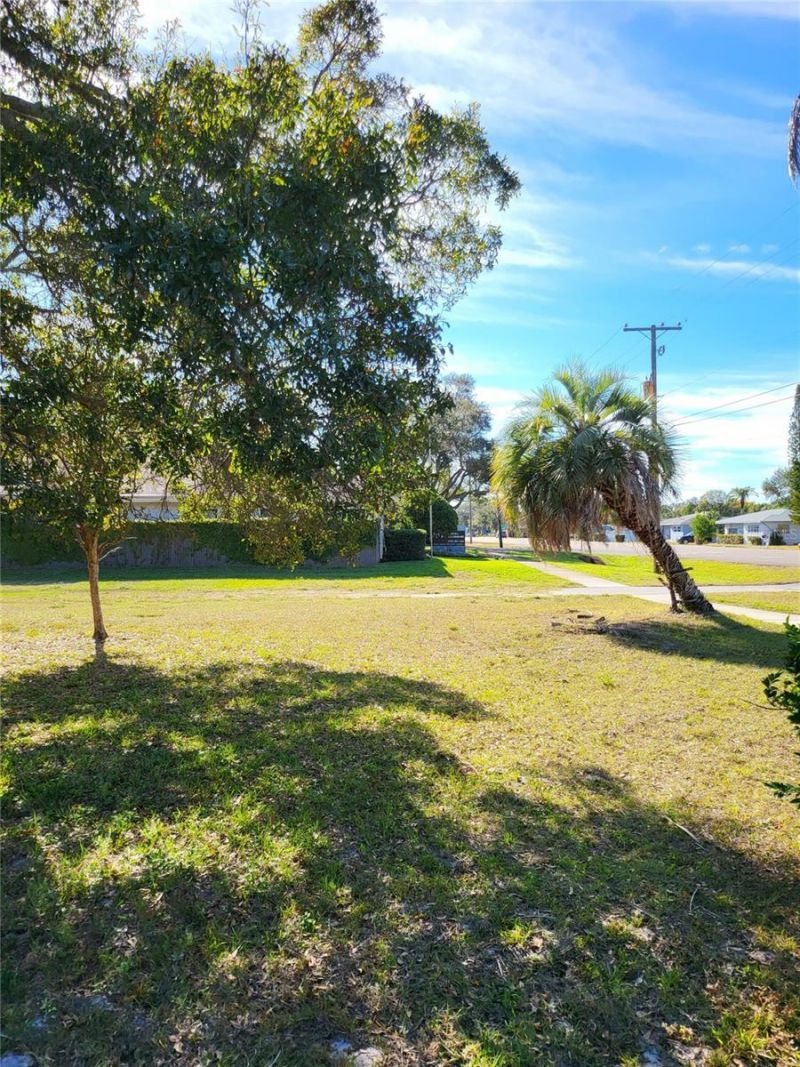 2131 Coachman Road Ne, Clearwater, FL 33765 Photo