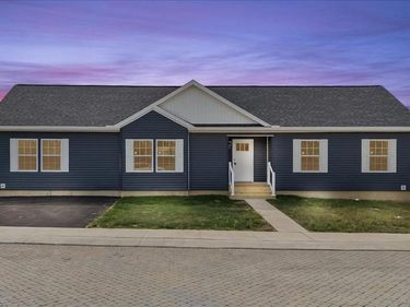 3983 HASTINGS ROAD, WALNUTPORT, PA 18088