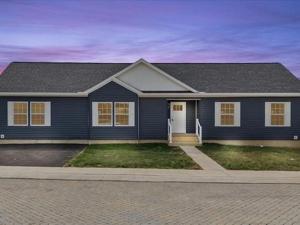 3983 HASTINGS ROAD, WALNUTPORT, PA 18088