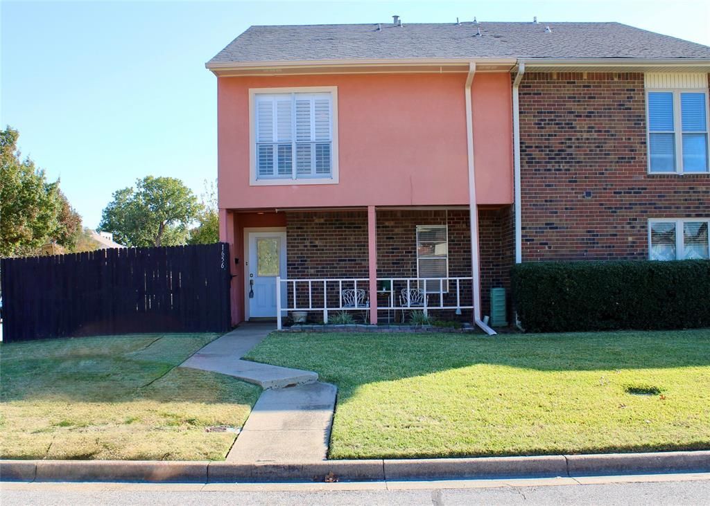 1656 Sonnet Drive, Grapevine, TX 76051 Main Photo