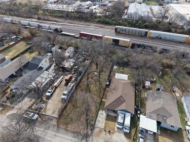 1906 Muncie Avenue, Dallas, TX 75212