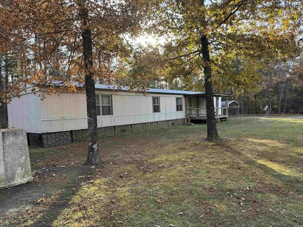 140 Howard Rd., Higden, AR 72067