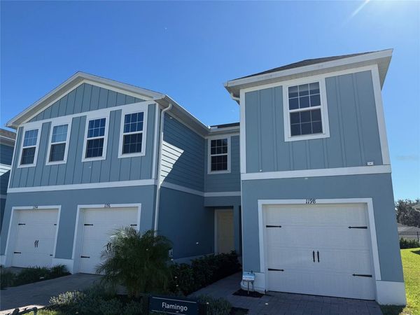 1198 PORT BLUE WAY, LADY LAKE, FL 32159