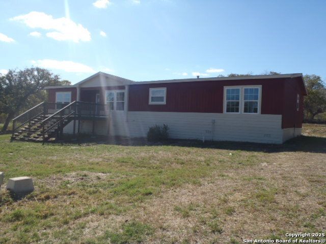 2189 Hickory Forrest Dr, Seguin, TX 78155 Main Photo