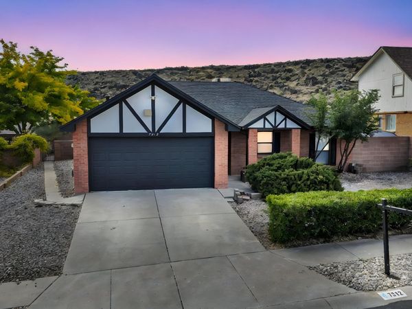 7312 Keel Avenue NW, Albuquerque, NM 87120