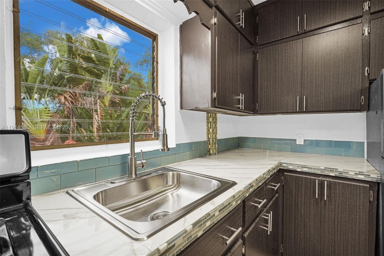 12287 NE 7th Ave, Unit 4, North Miami, FL 33161 Photo