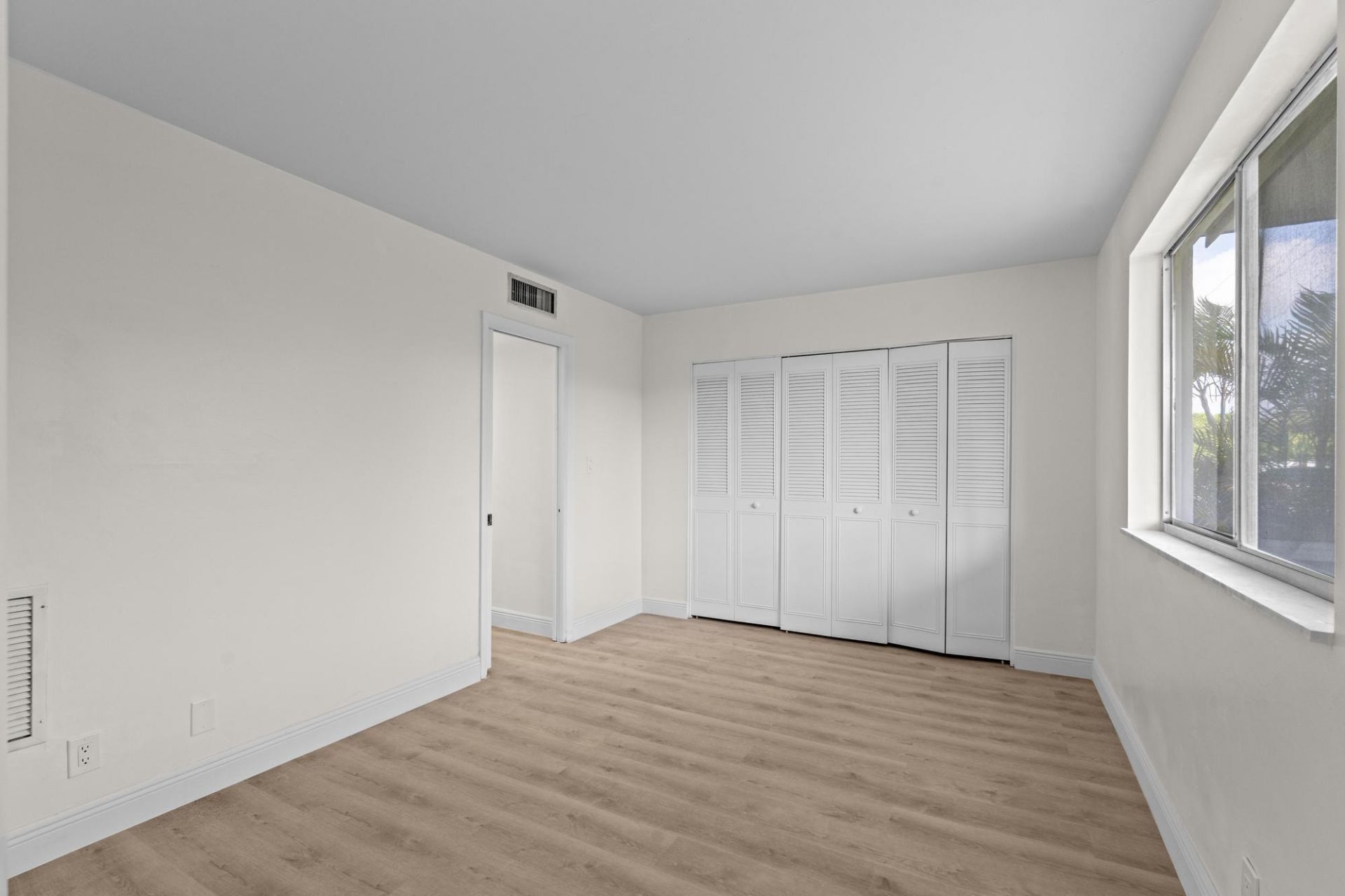 2647 Garden Drive, Unit 101, Lake Worth, FL 33461 Photo
