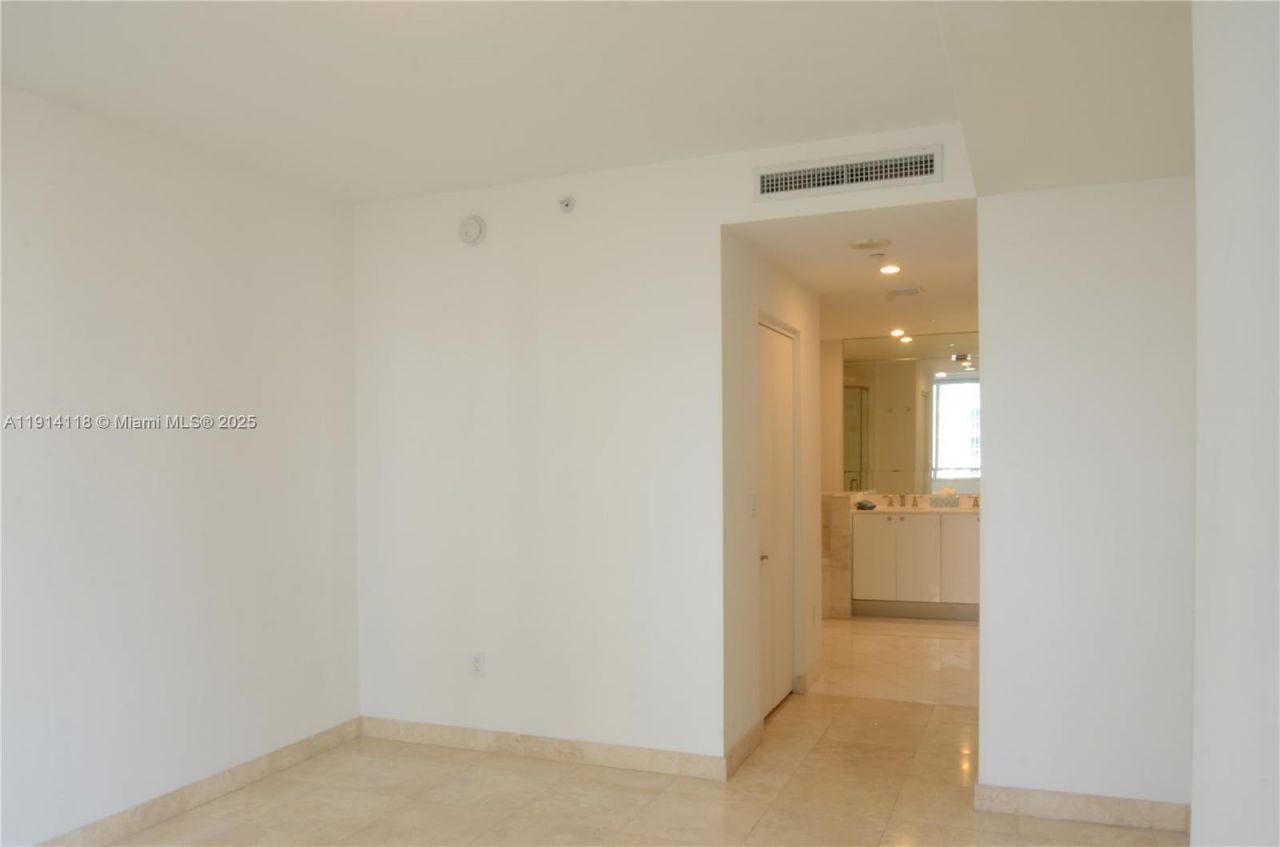 901 Brickell Key Blvd, Unit 705, Miami, FL 33131 Photo