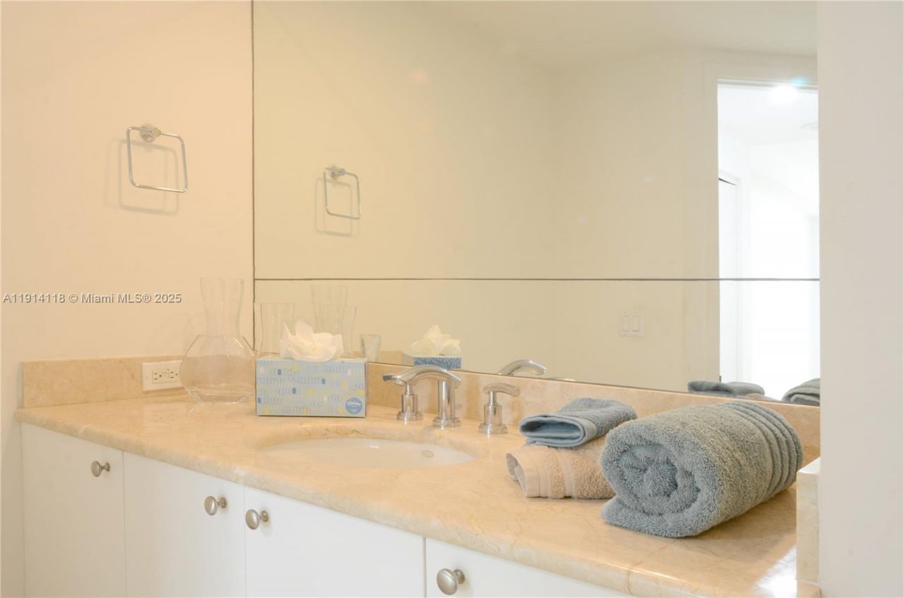 901 Brickell Key Blvd, Unit 705, Miami, FL 33131 Photo