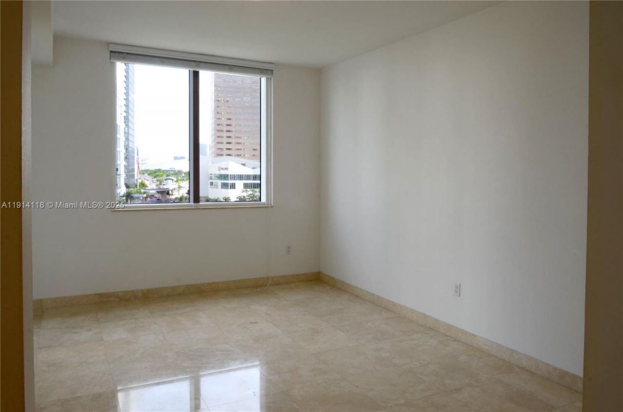 901 Brickell Key Blvd, Unit 705, Miami, FL 33131 Photo